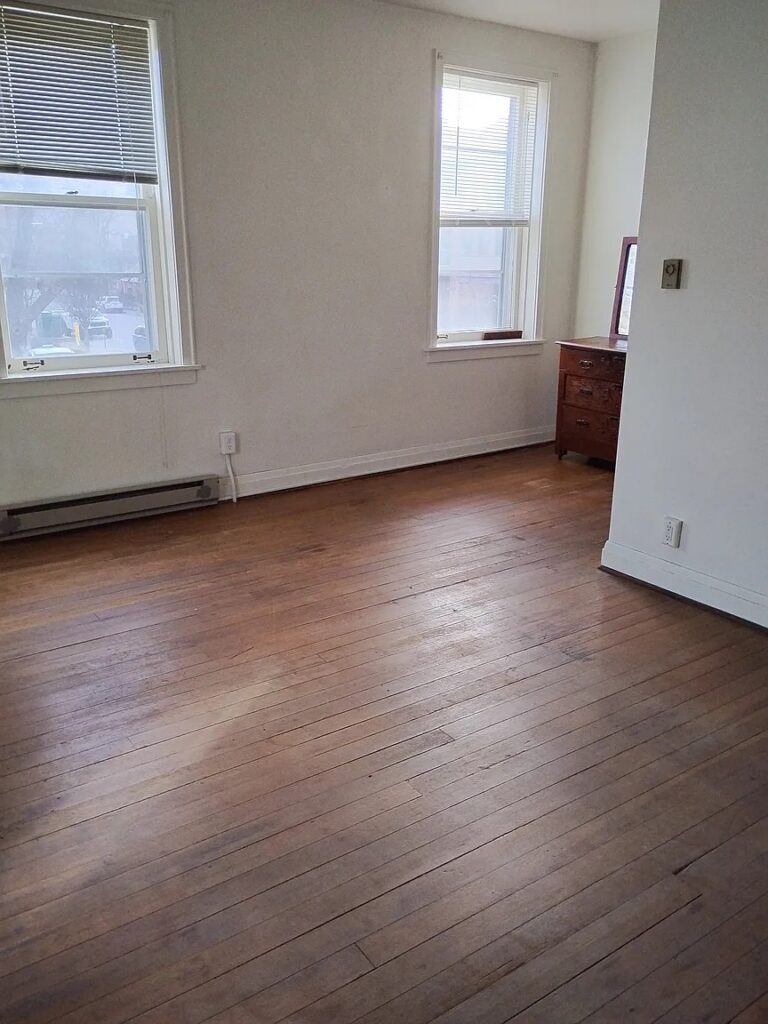 Unit 9 Apartment in Downtown Northside Iowa City, IA