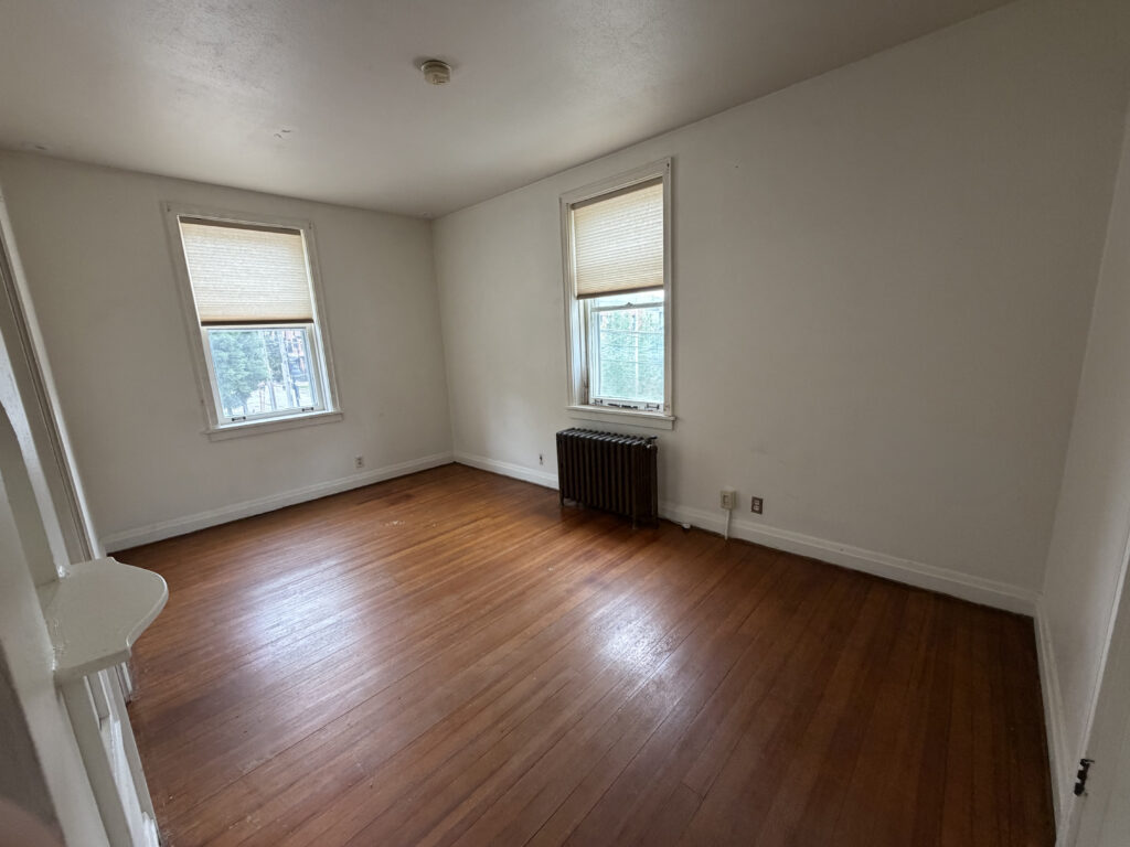 Living Room in Unit 10 - 1 Bedroom Apartment For Rent in Iowa City, IA